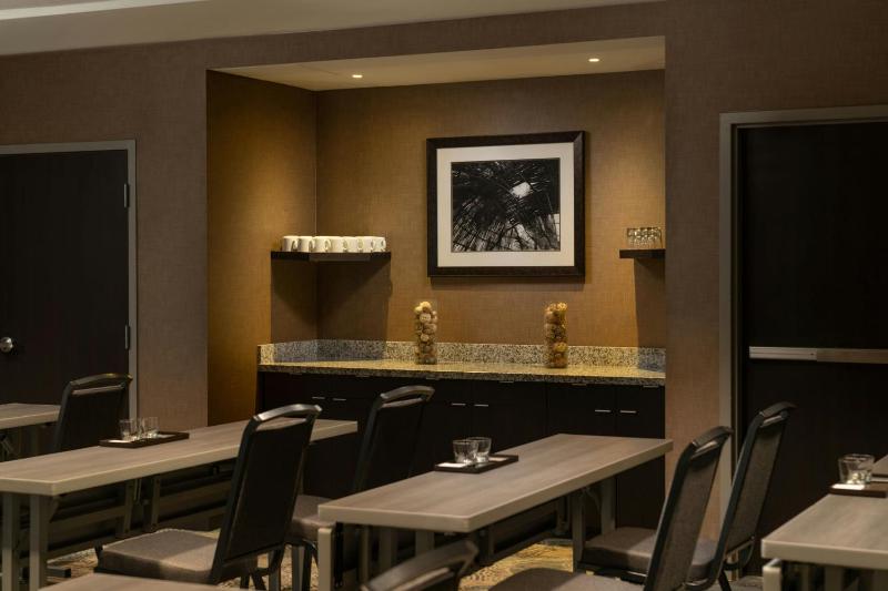 Courtyard by Marriott Scottsdale Salt River - image 13