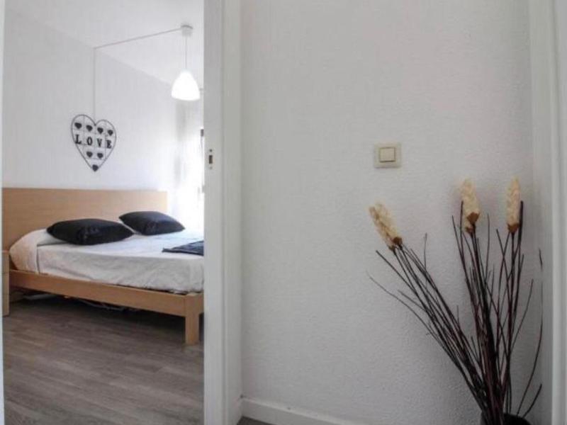 Apartamento Confortable en Platja d'Aro: Centro y Terraza Privada - ES-209-90 - image 12