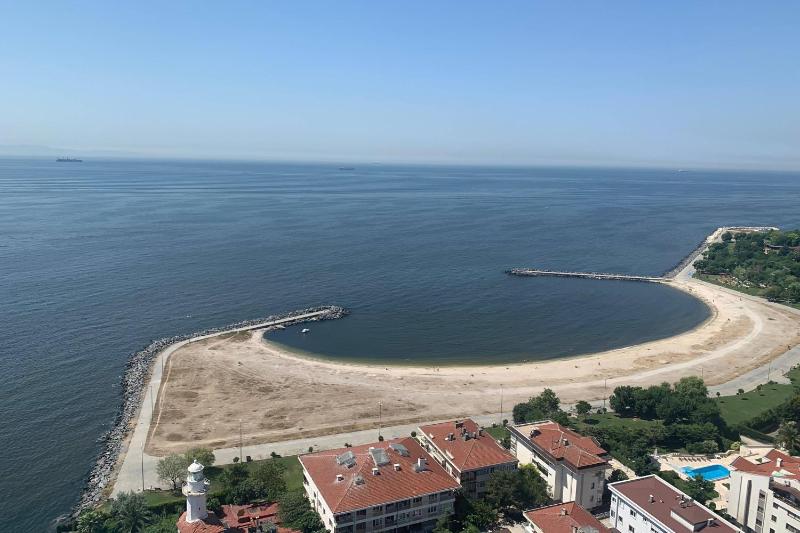 Deluxe King Room with Sea View image 3