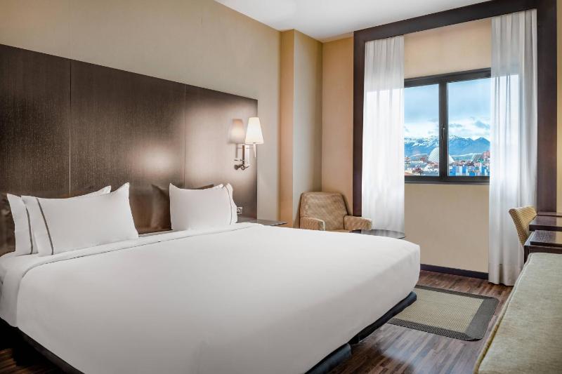 Junior Suite Room, Junior Suite, 1 King                            image 4