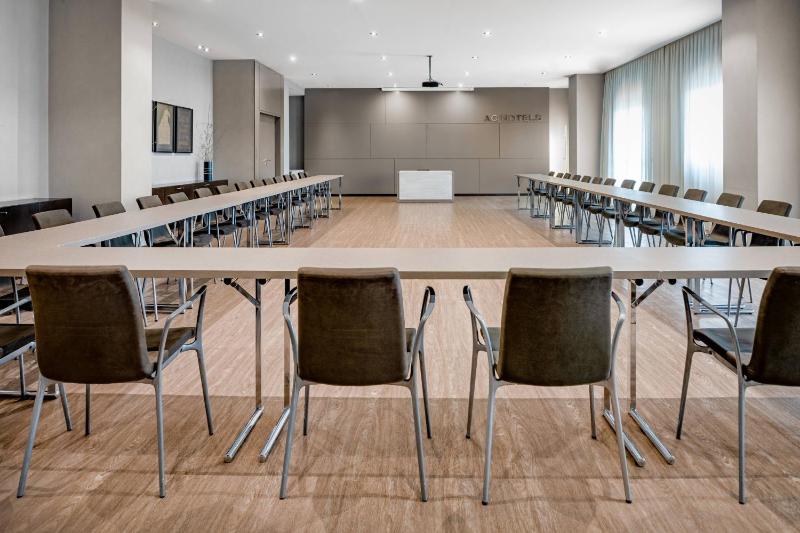 AC Hotel Oviedo Forum - image 6