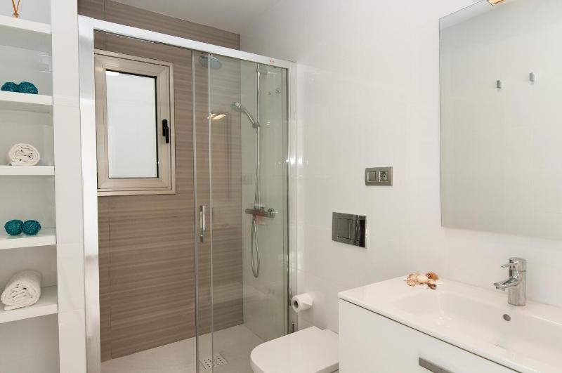 Apartment Las Canteras Nautilus 8D by VillaGranCanaria - image 15