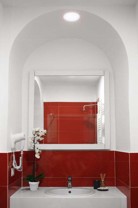 Standard Apartment image 2