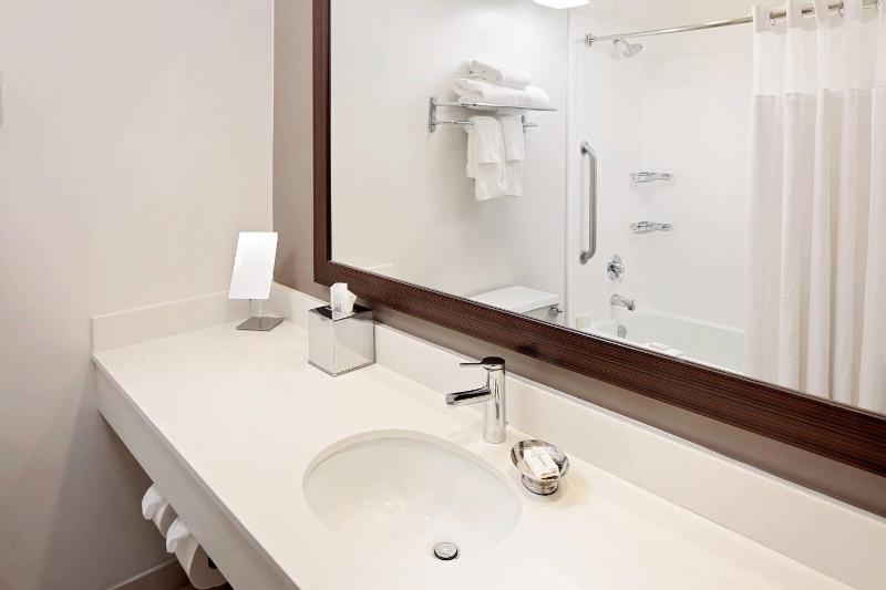 Courtyard by Marriott Fort Lauderdale North/Cypress Creek - image 44