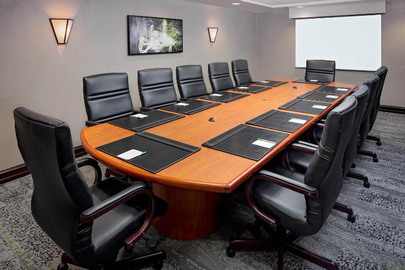 Courtyard by Marriott Fort Lauderdale North/Cypress Creek - image 16