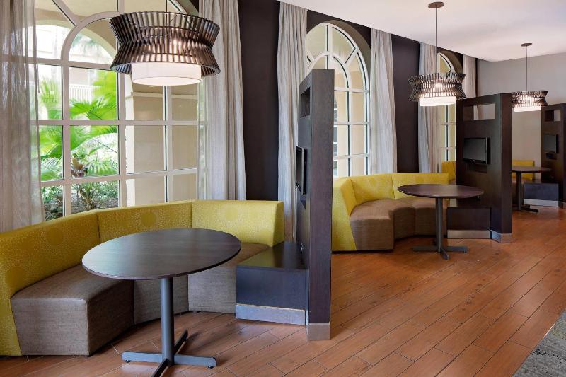 Courtyard by Marriott Fort Lauderdale North/Cypress Creek - image 9