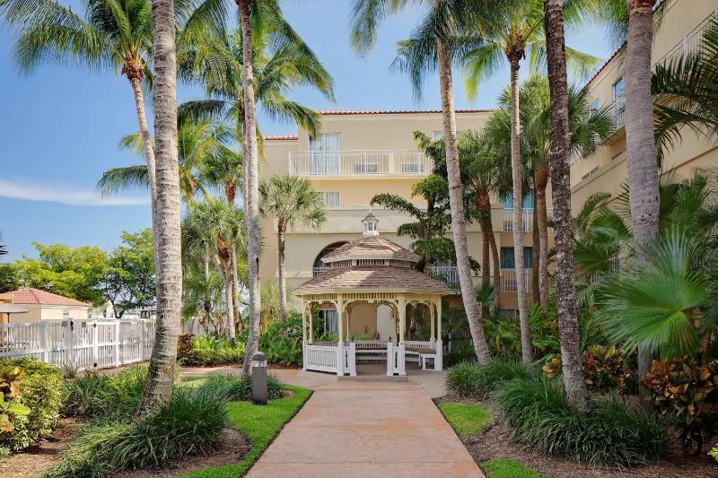 Courtyard by Marriott Fort Lauderdale North/Cypress Creek - image 12