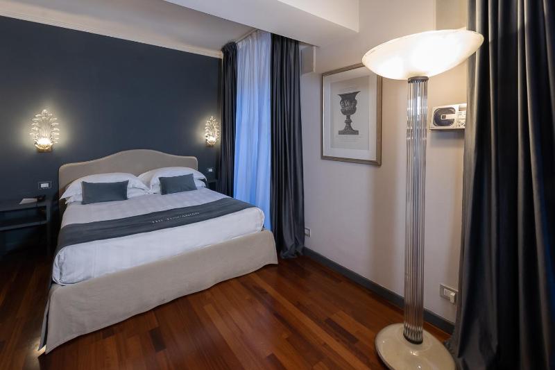 The Tuscanian Hotel - image 29