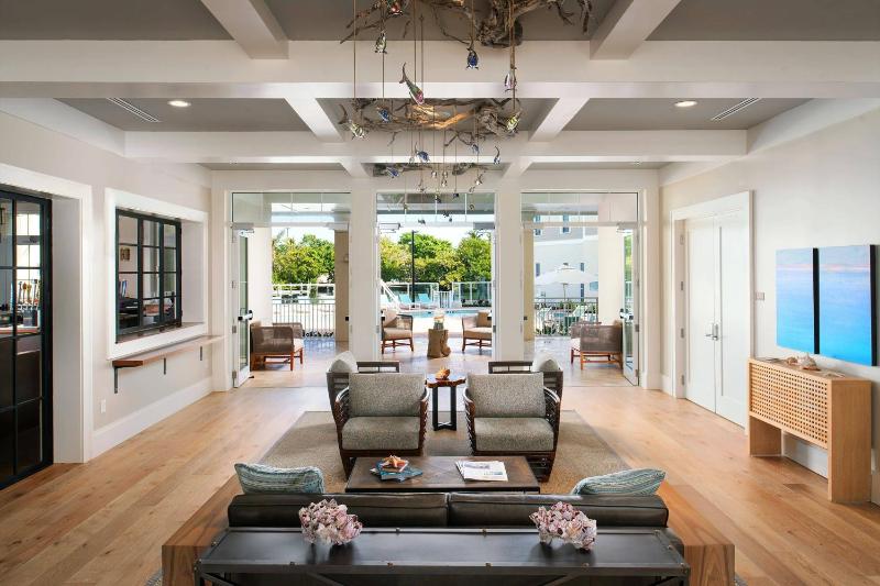 Waterline Villas & Marina Autograph Collection - image 12
