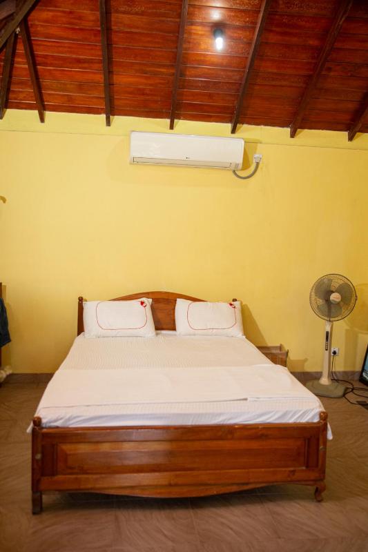 Crystal White Villa - image 6