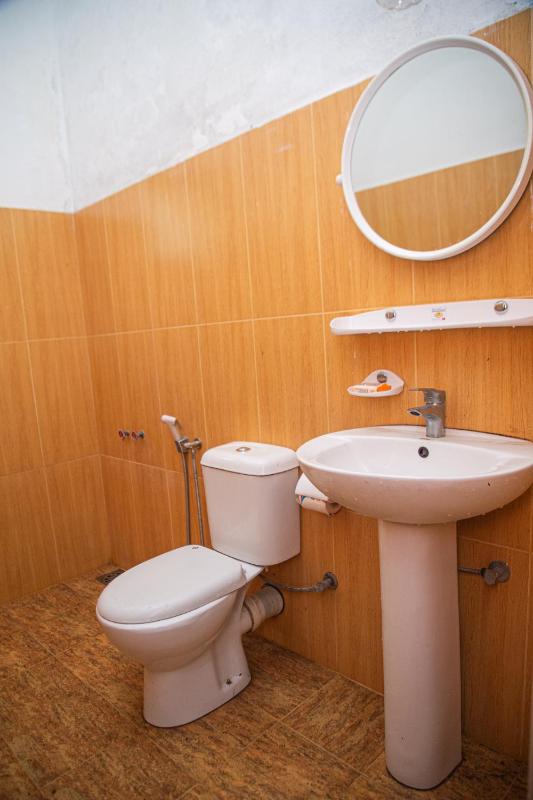 Crystal White Villa - image 14