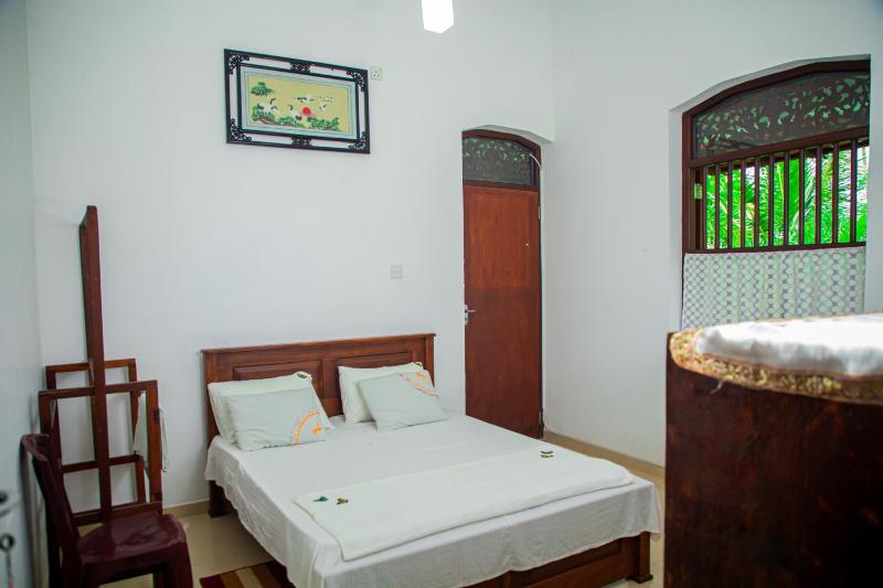 Crystal White Villa - image 30
