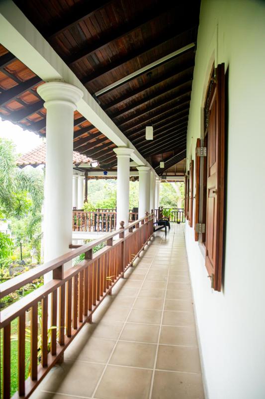 Crystal White Villa - image 21