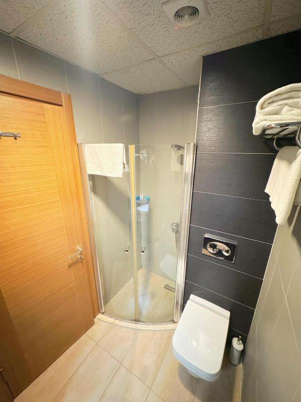 Budget Single Room image 4