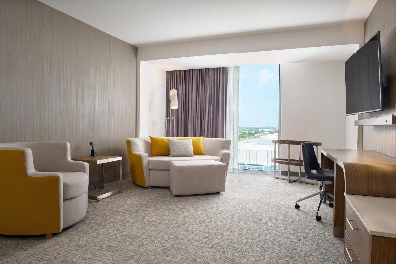 Courtyard by Marriott Merida Downtown - image 7