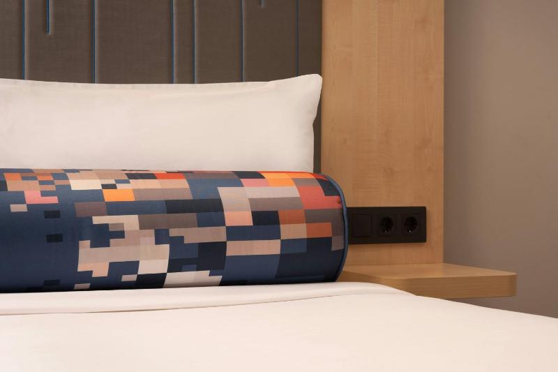 Double or Twin Room image 4