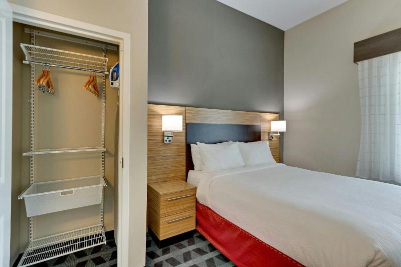 TownePlace Suites by Marriott Houston Northwest/Beltway 8 - image 34