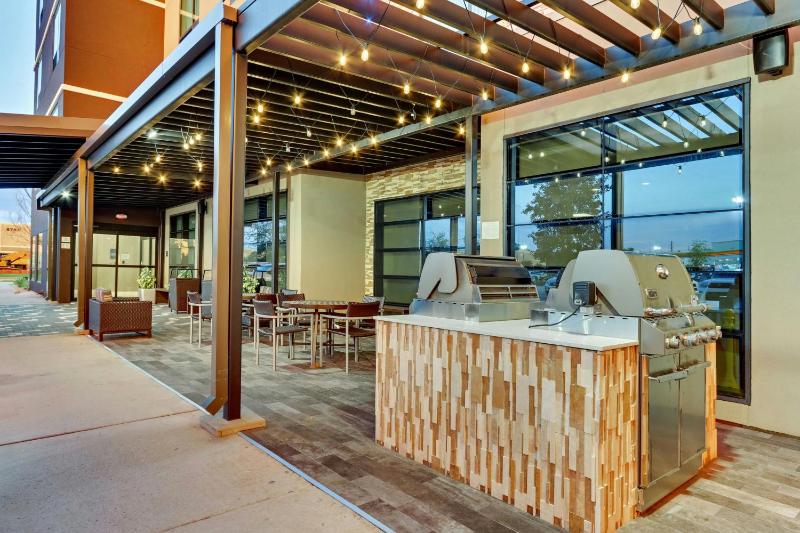 TownePlace Suites by Marriott Houston Northwest/Beltway 8 - image 21