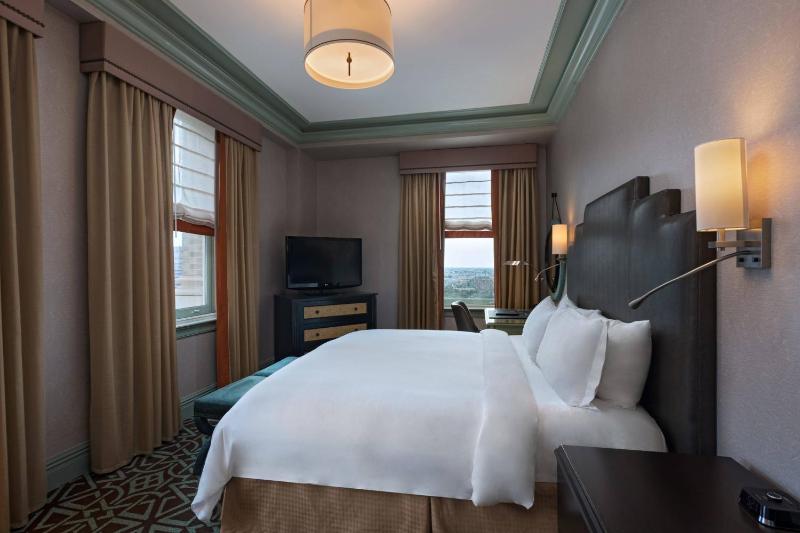 King Room image 1