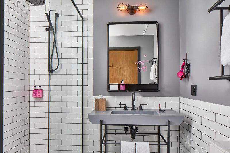 Moxy Minneapolis Uptown - image 20
