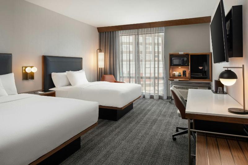 Standard Queen Room with Two Queen Beds image 1