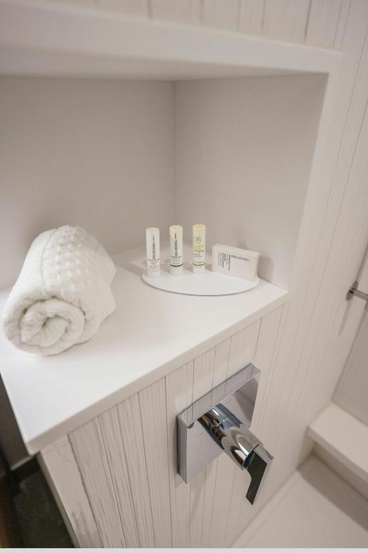 King Suite image 3