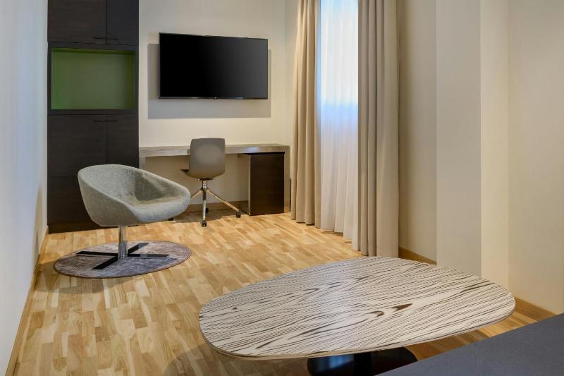 King Suite with Sofa Bed image 2
