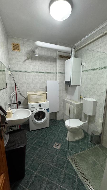 Veronika Lux Apartman - image 2