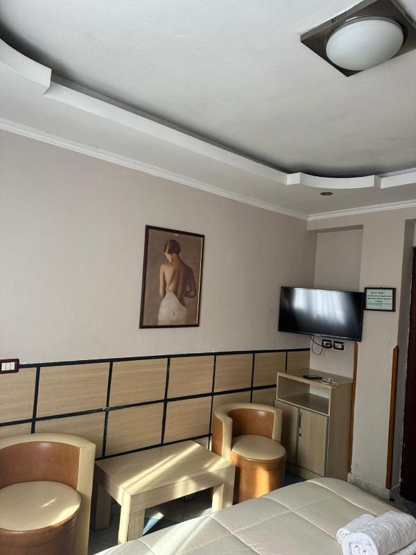 Hotel Ideal - image 5
