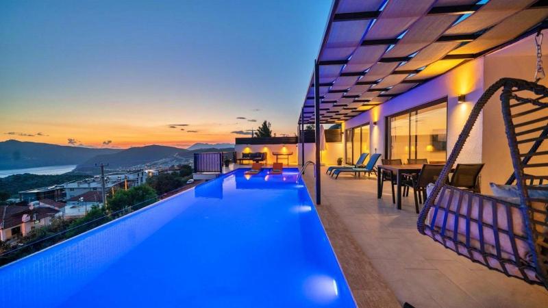 2 Bedroom Luxury Villa with Private Pool in Kalkan - image 28