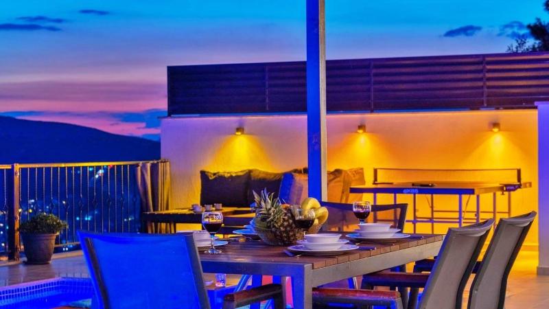 2 Bedroom Luxury Villa with Private Pool in Kalkan - image 9
