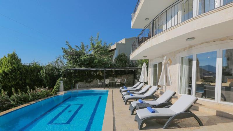 Kalkan 3 Bedroom Villa - 5 minutes drive to the center - image 3
