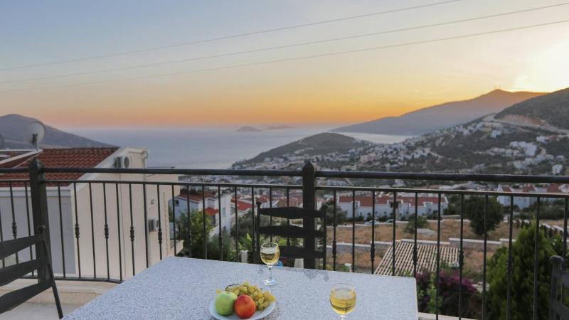 Kalkan 3 Bedroom Villa - 5 minutes drive to the center - image 26