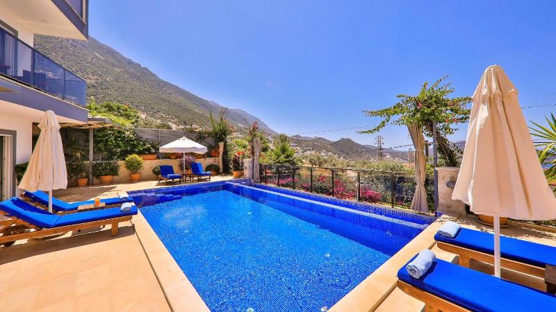 Kalkan 3 Bedroom Villa - Close to the Center - image 36