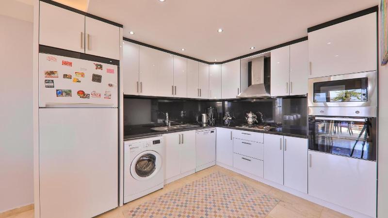Kalkan 3 Bedroom Villa - Close to the Center - image 37