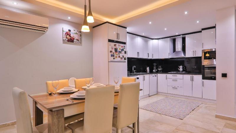 Kalkan 3 Bedroom Villa - Close to the Center - image 4