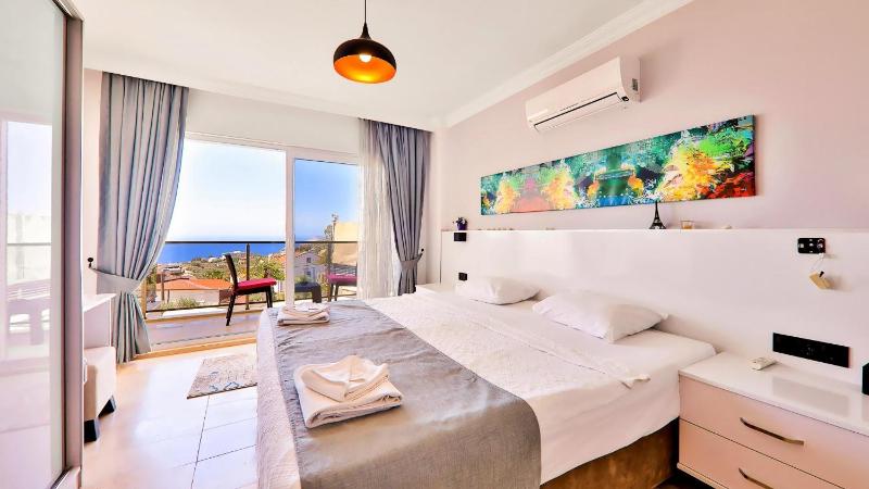 Kalkan 3 Bedroom Villa - Close to the Center - image 12