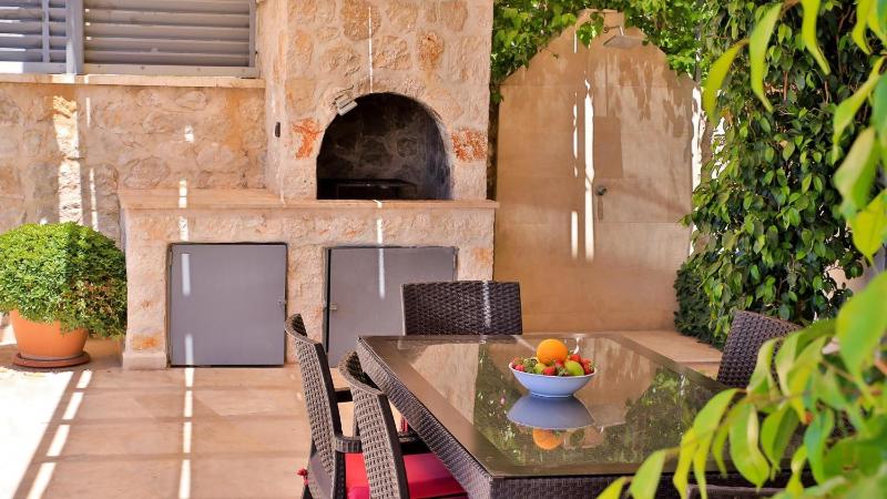 Kalkan 3 Bedroom Villa - Close to the Center - image 30