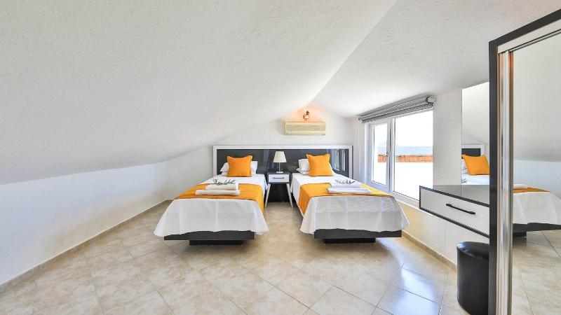 Kalkan 3 Bedroom Villa - 8332 - image 9