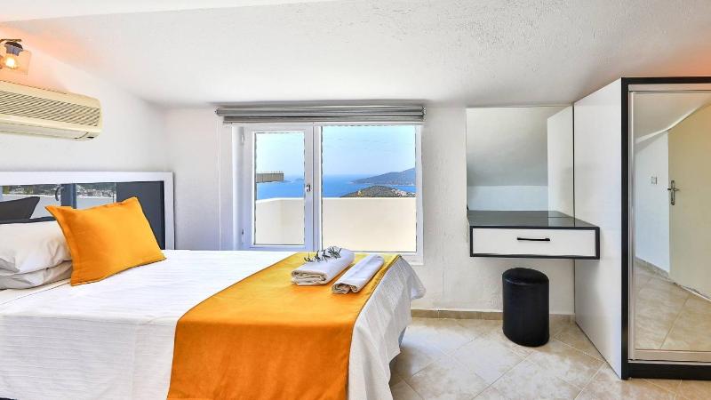 Kalkan 3 Bedroom Villa - 8332 - image 4