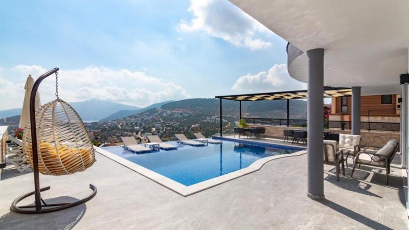 Kalkan 3 Bedroom Villa 1267 - image 49
