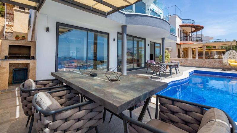 Kalkan 3 Bedroom Villa 1267 - image 17