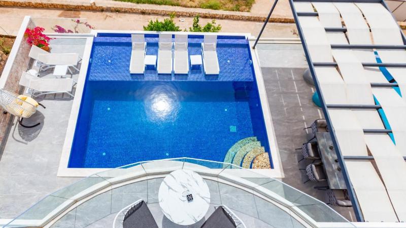 Kalkan 3 Bedroom Villa 1267 - image 24