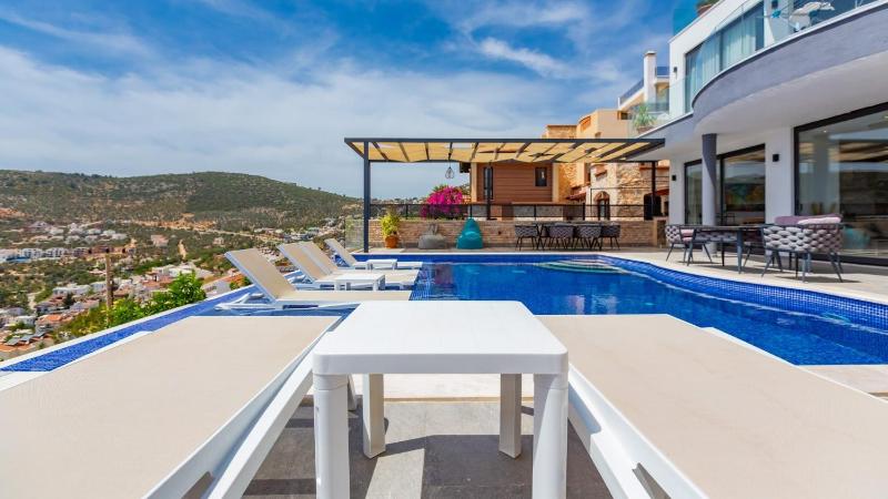 Kalkan 3 Bedroom Villa 1267 - image 12