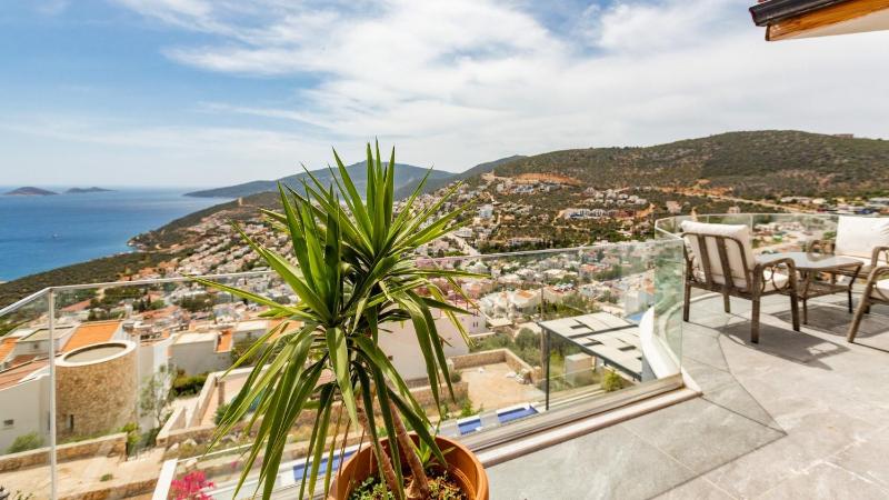 Kalkan 3 Bedroom Villa 1267 - image 19