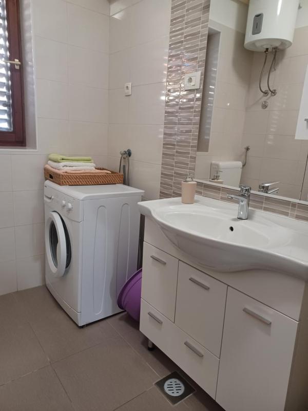 Apartment Perla - image 13