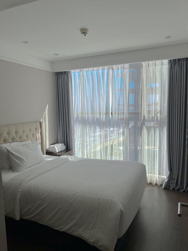 Luxury Apartment - Rooftop Swimming Pool - Beach Front - Hinata Apartment - image 6