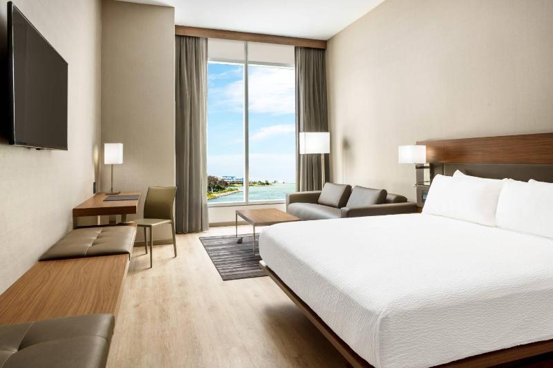 King Room with Sofa bed and Bay View image 3