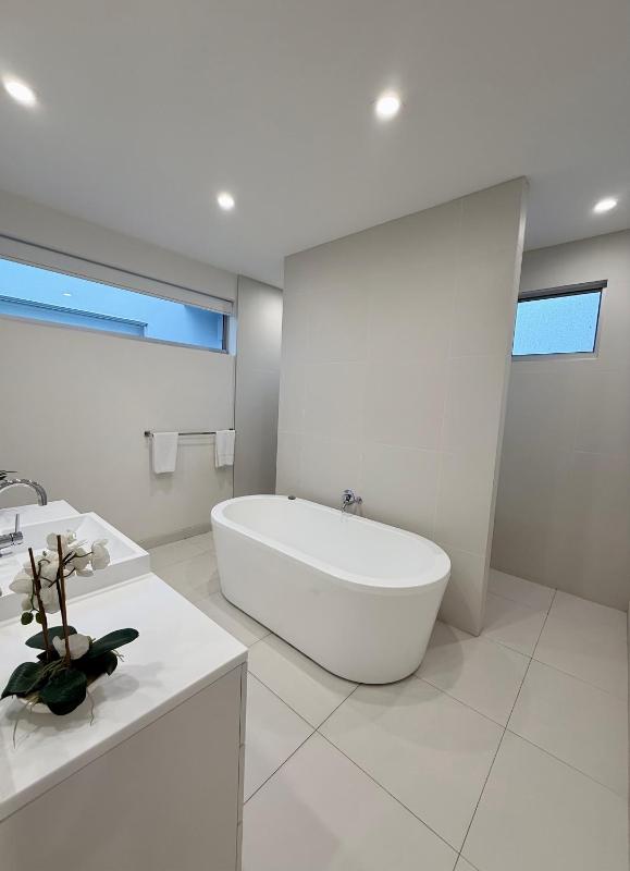 Pool Resort Port Douglas - image 30