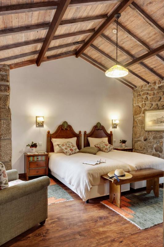 Double Room image 4